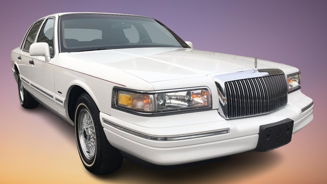 Lincoln Town Car Windshield Replacement Cost Near Me